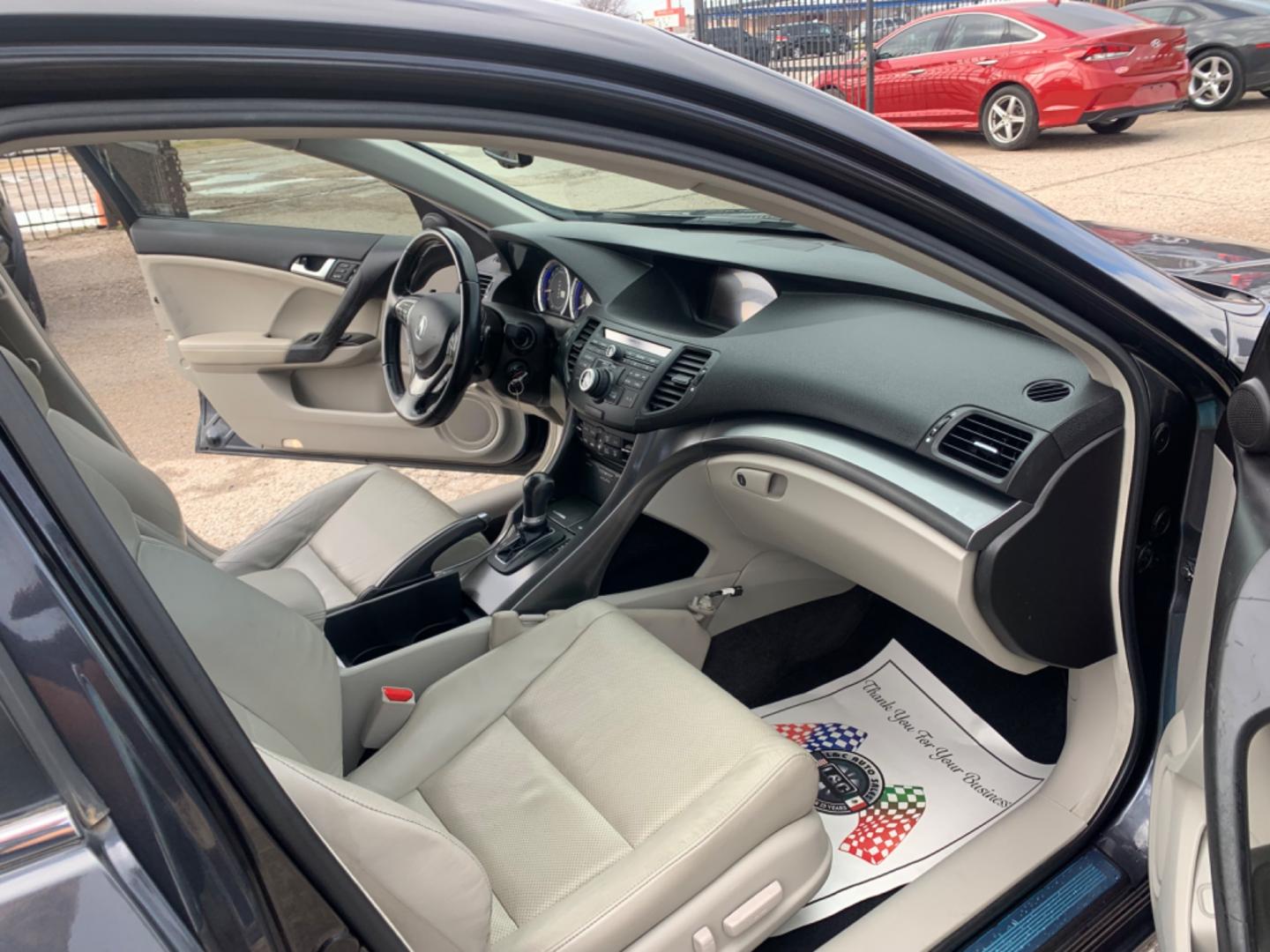 2012 Gray /Tan Acura TSX (JH4CU2F6XCC) with an 4 Cylinders 2.4L FI DOHC VTEC 146 CID engine, AUTOMATIC transmission, located at 1830 North Belt Line Road, Irving, TX, 75061, (469) 524-0199, 32.834373, -96.993584 - Photo#12